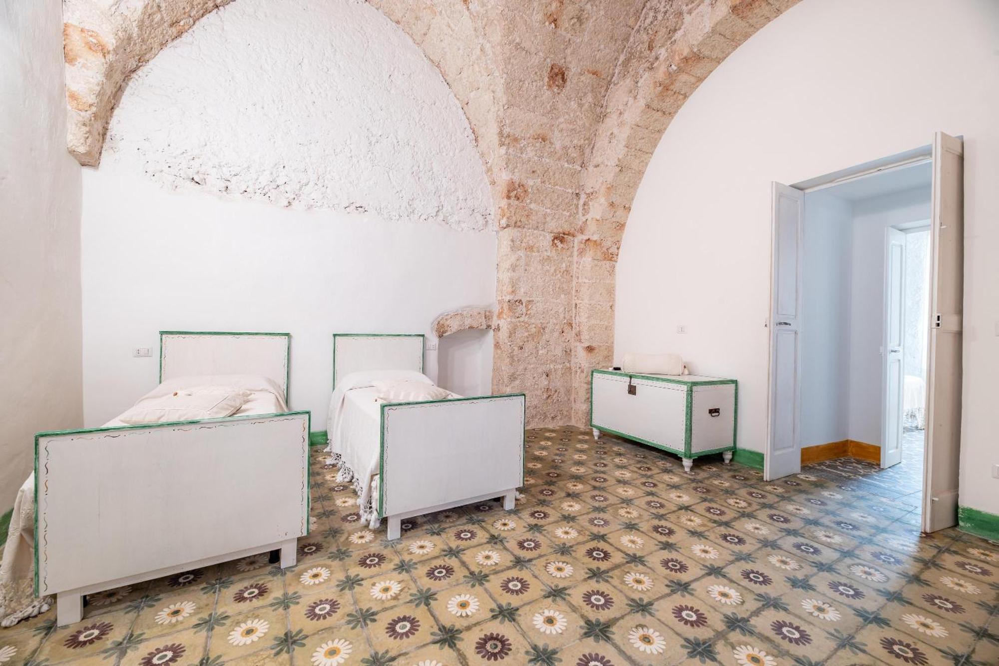 Appartamento Matilde Racale Exterior photo